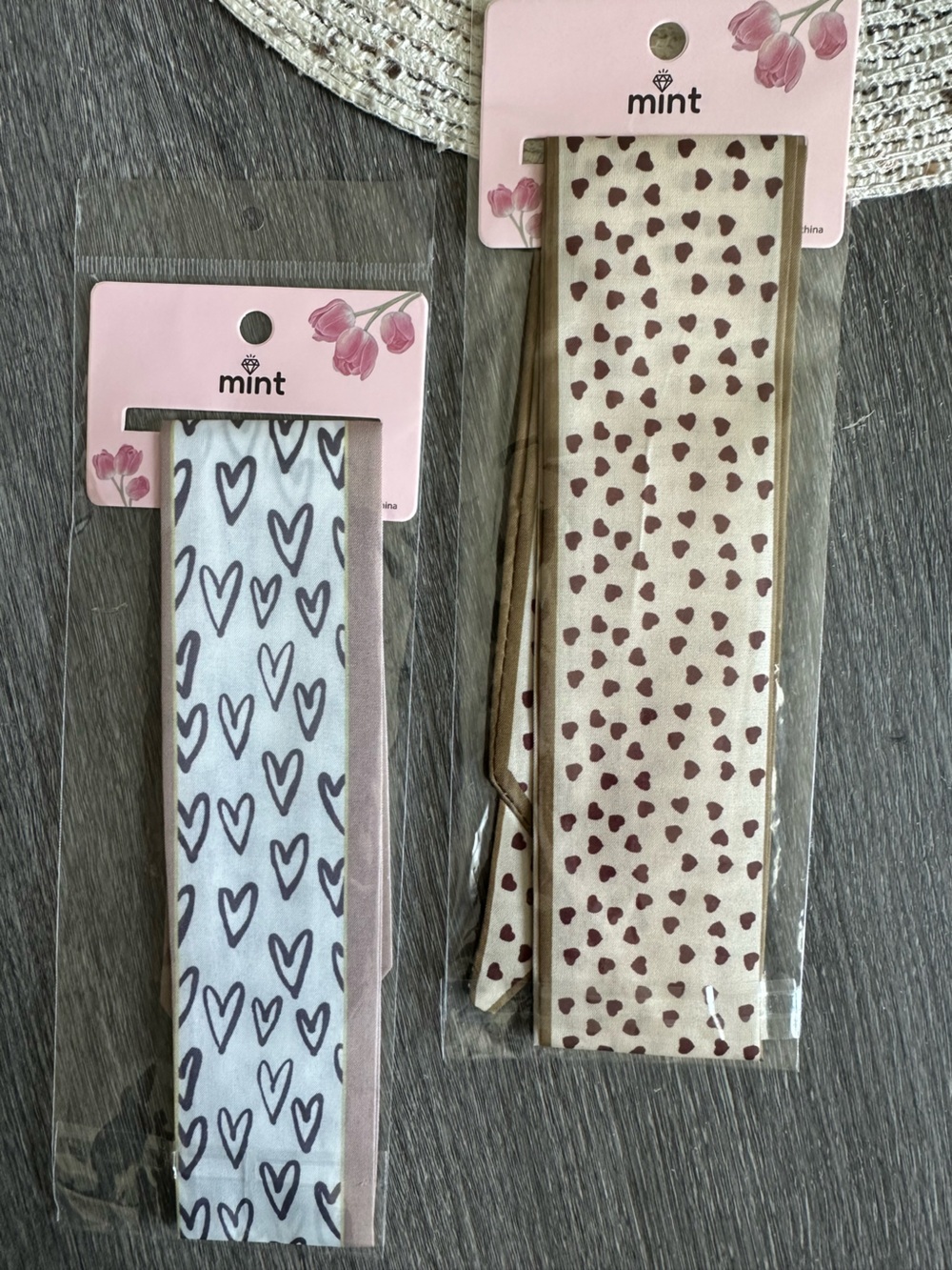 mint Twillys Bag Scarf Set of 2 Heart Print NWT